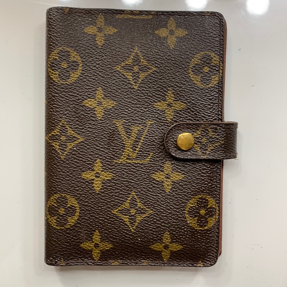 Louis Vuitton classic monogram pm agenda